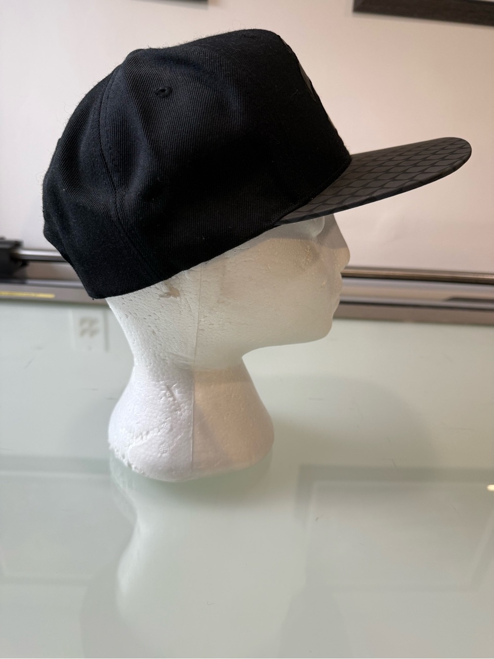 Mitchell & Ness Toronto Raptors Black Tonal Python Scale Snapback Hat - Picture 4 of 8